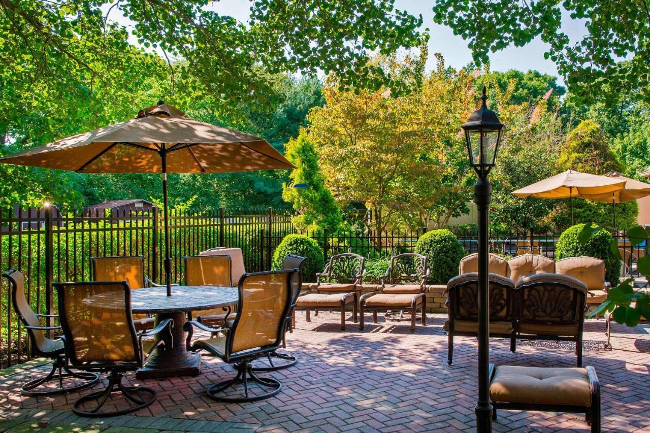 Sonesta Select Tinton Falls Eatontown Exterior photo